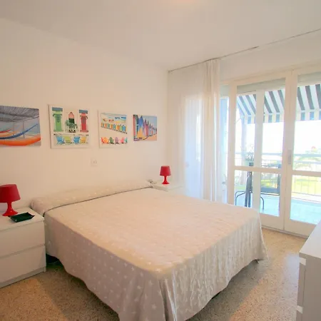 Antinea Cambrils
